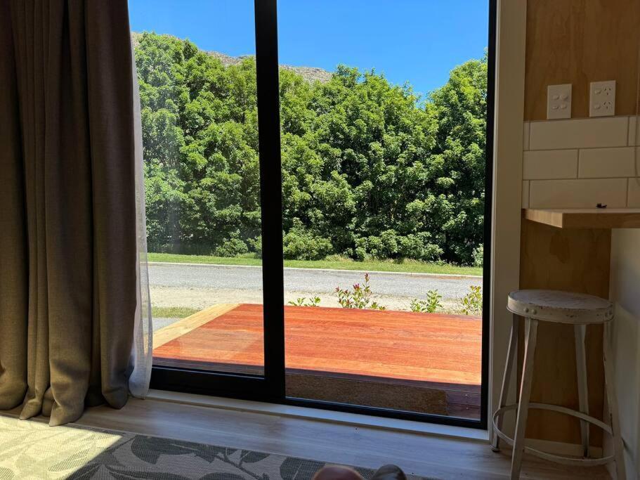 Alpine Tiny Apartment ควีนส์ทาวน์ ภายนอก รูปภาพ